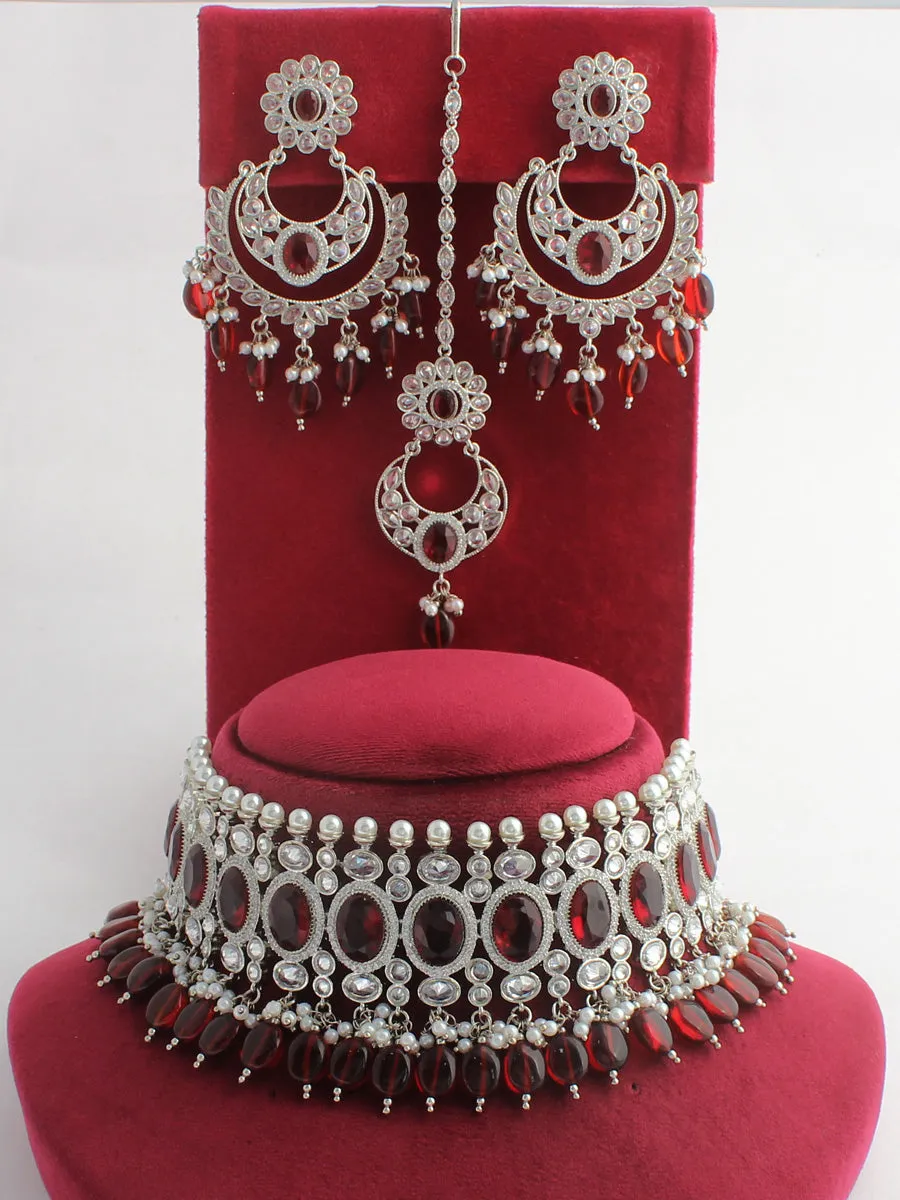 Akansha Necklace Set