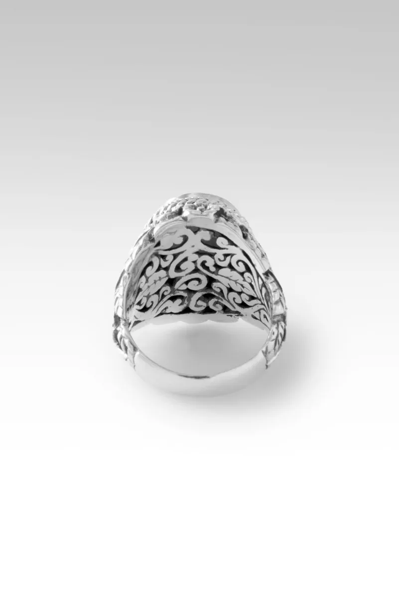 Everblooming Enchantment Ring™ in Yellow Mother of Pearl