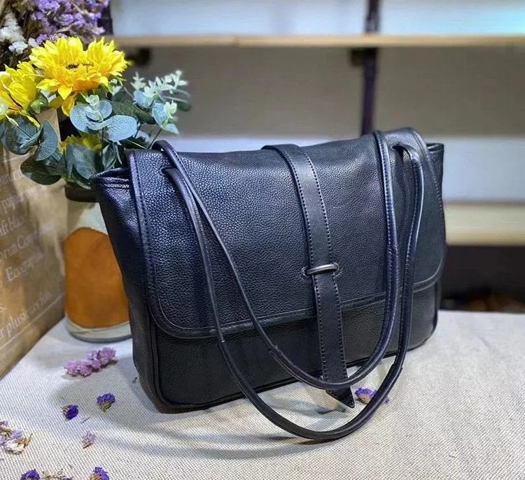 Full Grain Leather Tote Leather Laptop Bag Women, work bag, Womens casual bag, Leather messenger bag, Womens shopping bag leather