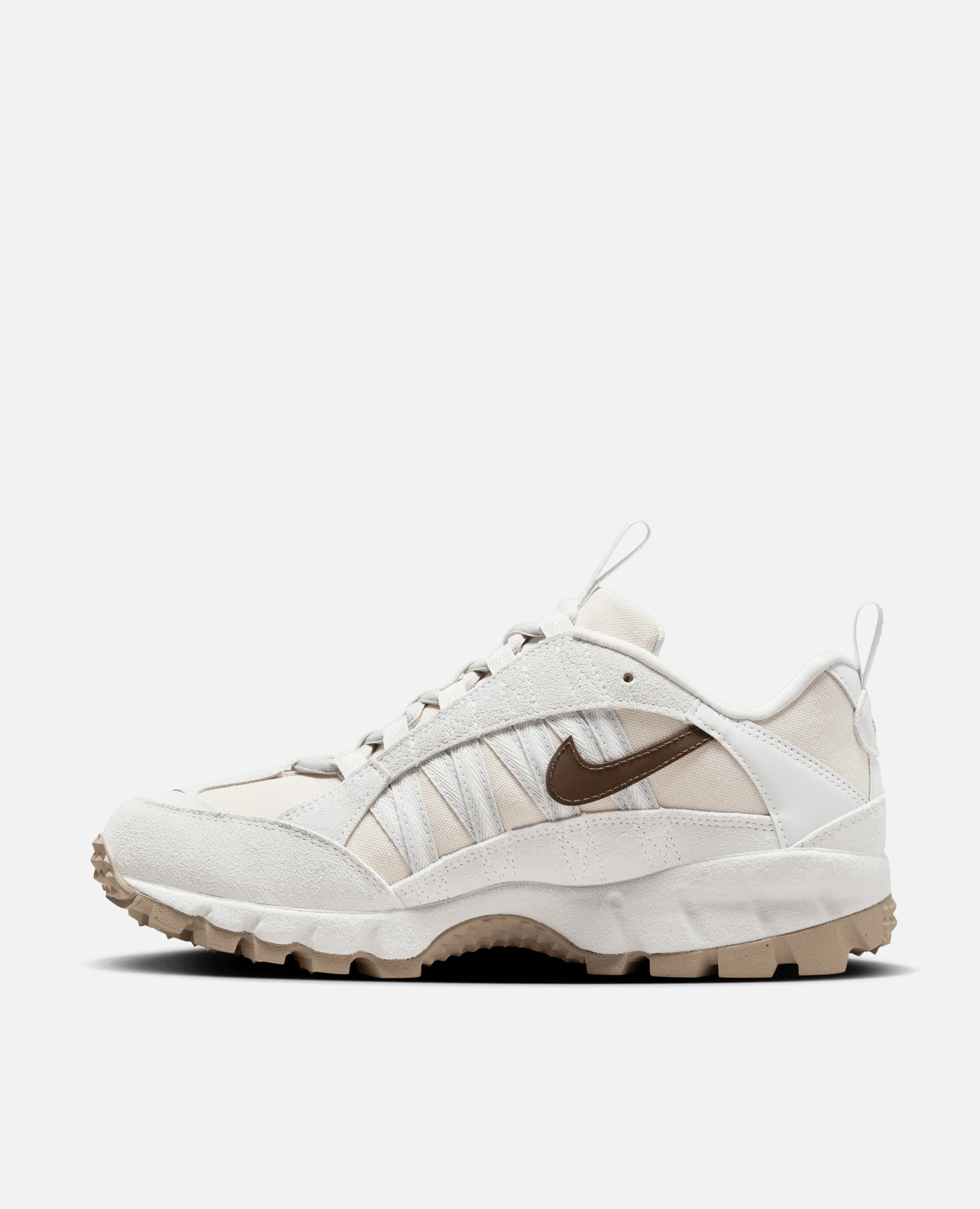 Nike WMNS Air Humara Se (Lt Orewood Brn/Baroque Brown-Photon Dust)