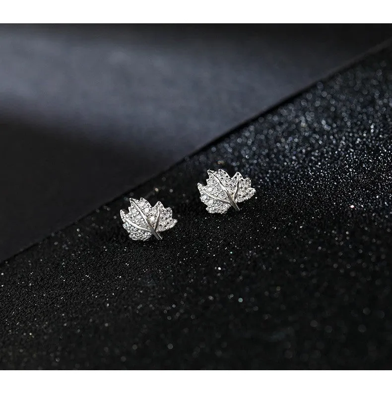 Noble Heart Stud Earrings