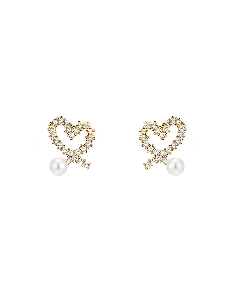 Noble Heart Stud Earrings