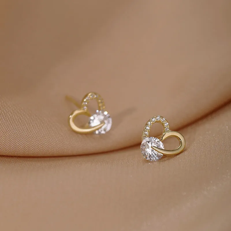 Noble Heart Stud Earrings