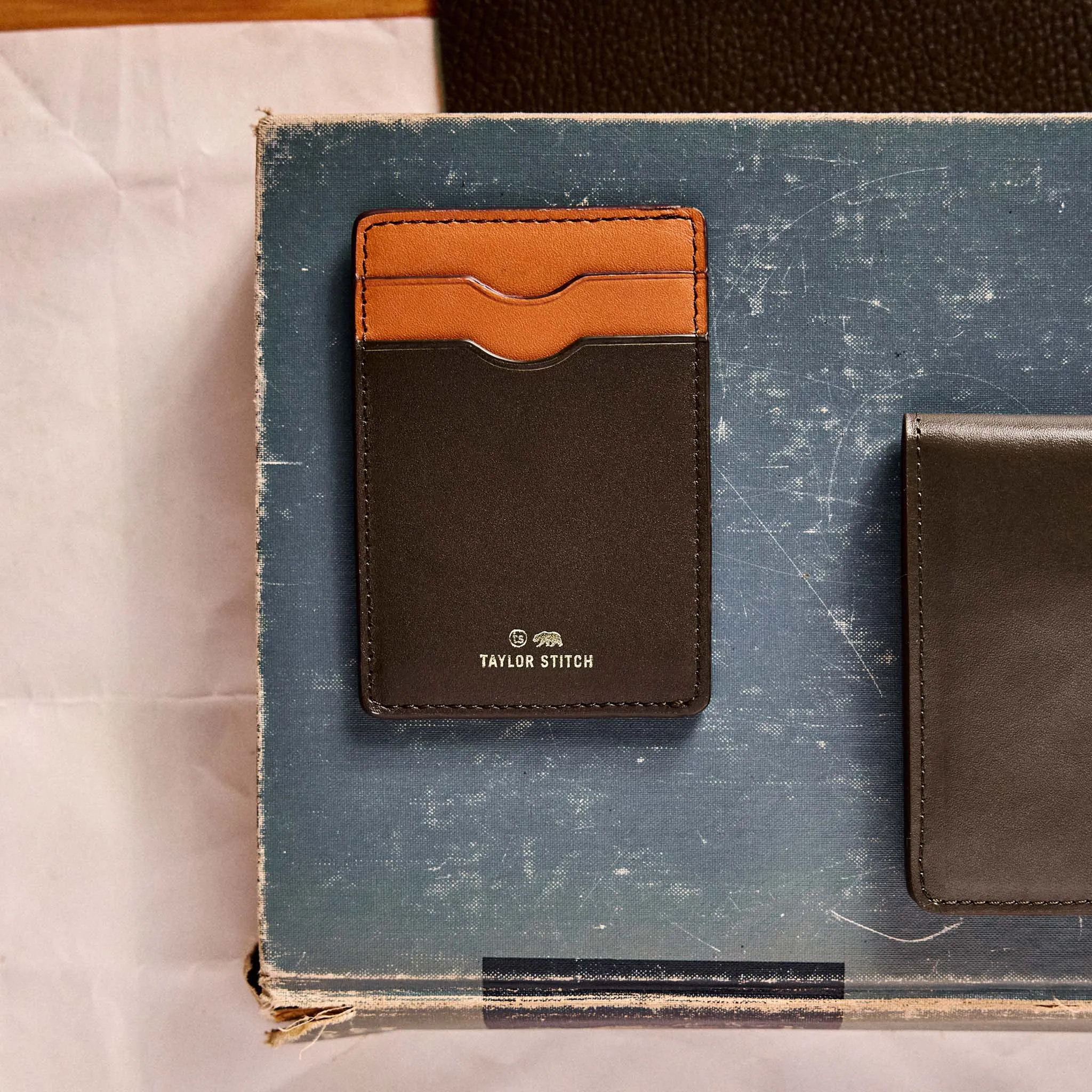 The Minimalist Wallet in Brown