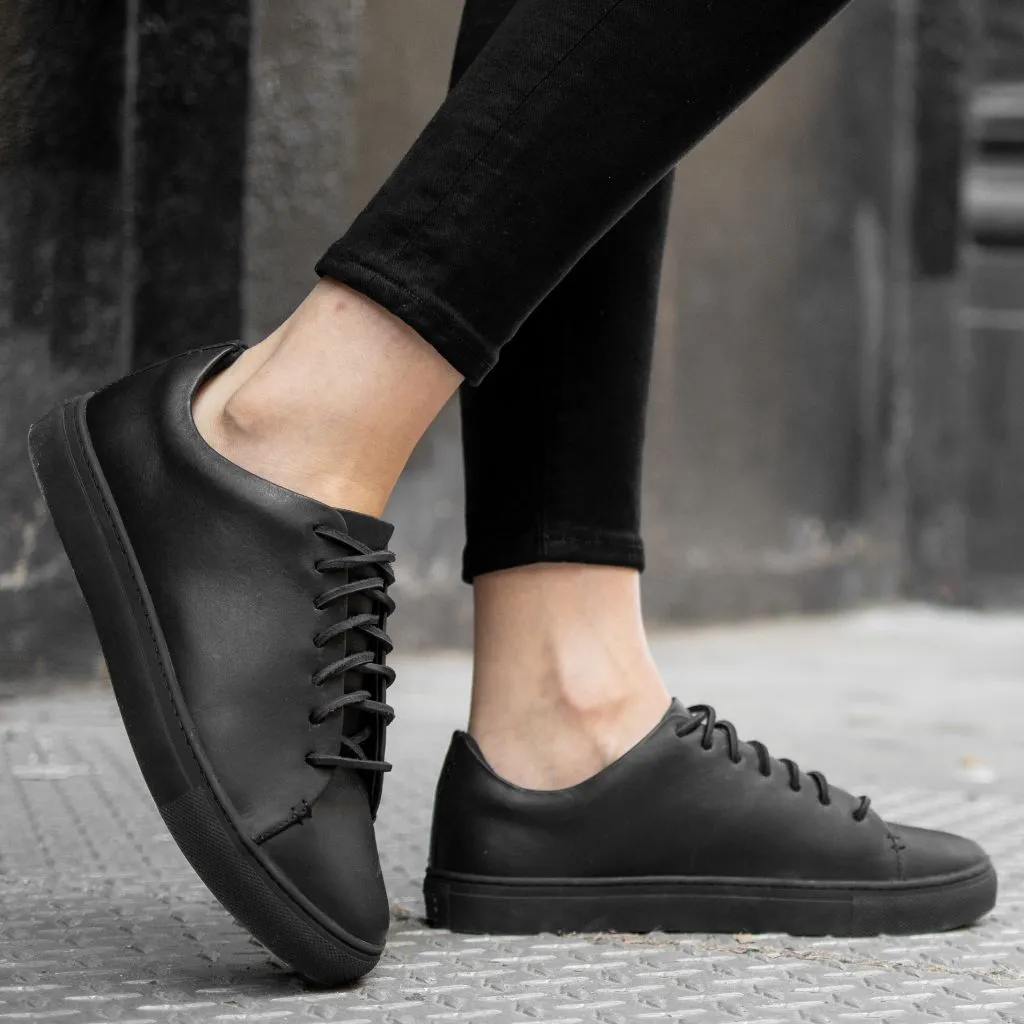 Women's Premier Low Top | Black Vachetta